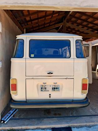 VOLKSWAGEN KOMBI 1.6 STD 8V GASOLINA 3P MANUAL